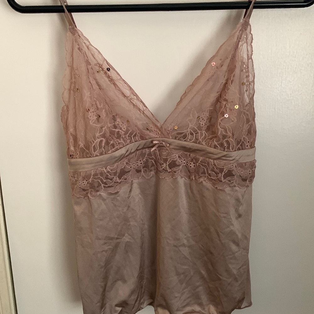 Vintage early 2000s Victoria secret lace cami